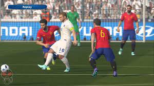 UEFA EURO 2016 Pro Evolution Soccer PS4_1